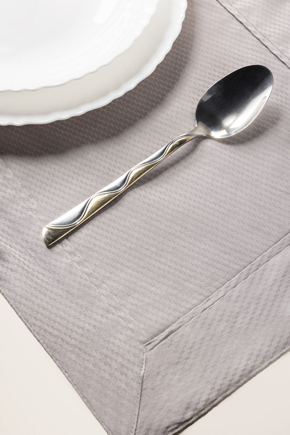 Grey Cube Dobby Placemat - Image 2