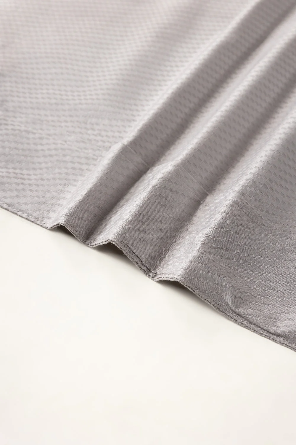 Grey Cube Dobby Placemat - Image 3
