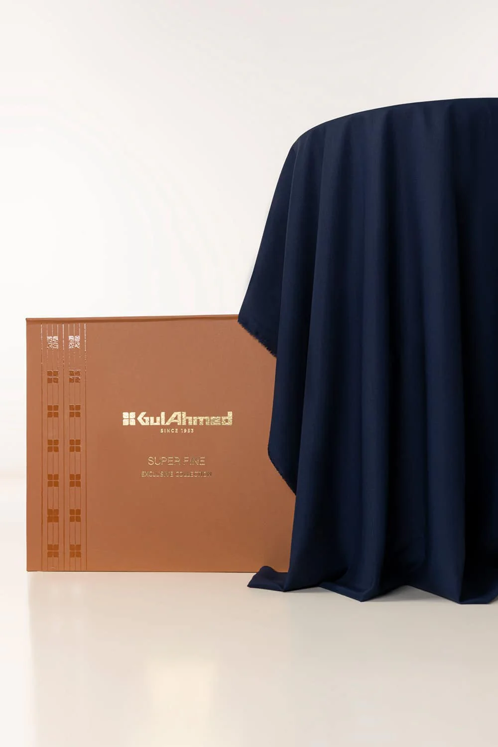 GUL 90 Fresher Unstitched Fabric Blended with Gift Box - Image 15