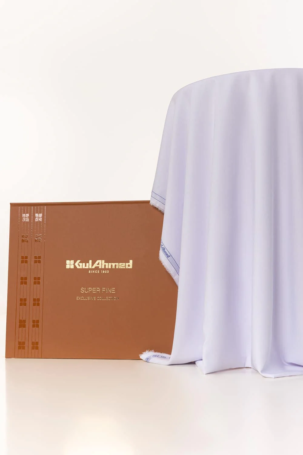 GUL 90 Fresher Unstitched Fabric Blended with Gift Box - Image 4