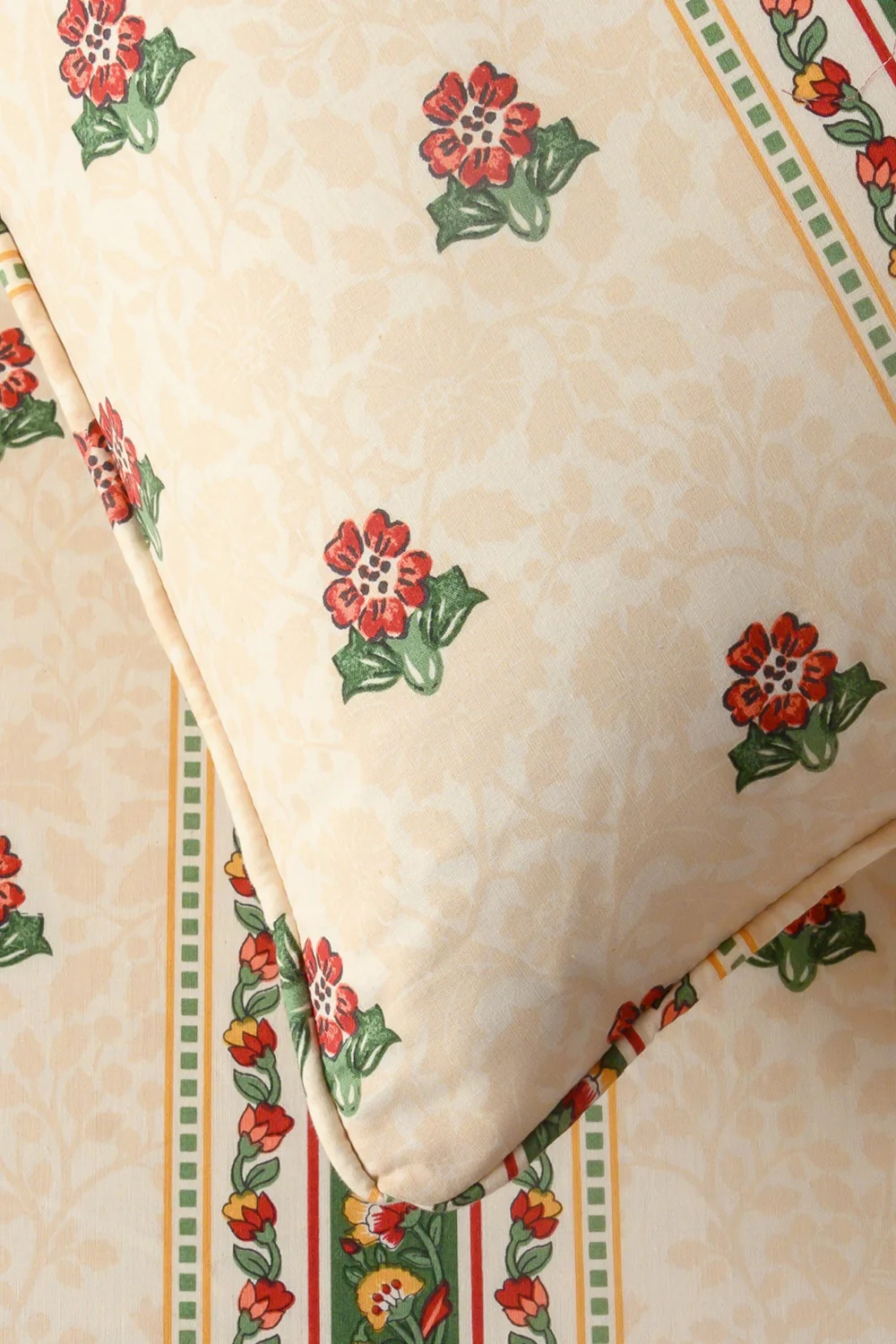 Gul Bahar T-150 Bed Sheet Set - Image 4