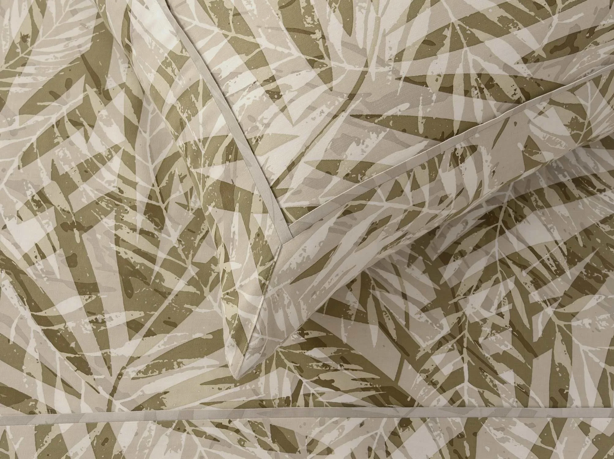 Hatchleaf T-200 Quilt Cover Set - Image 3