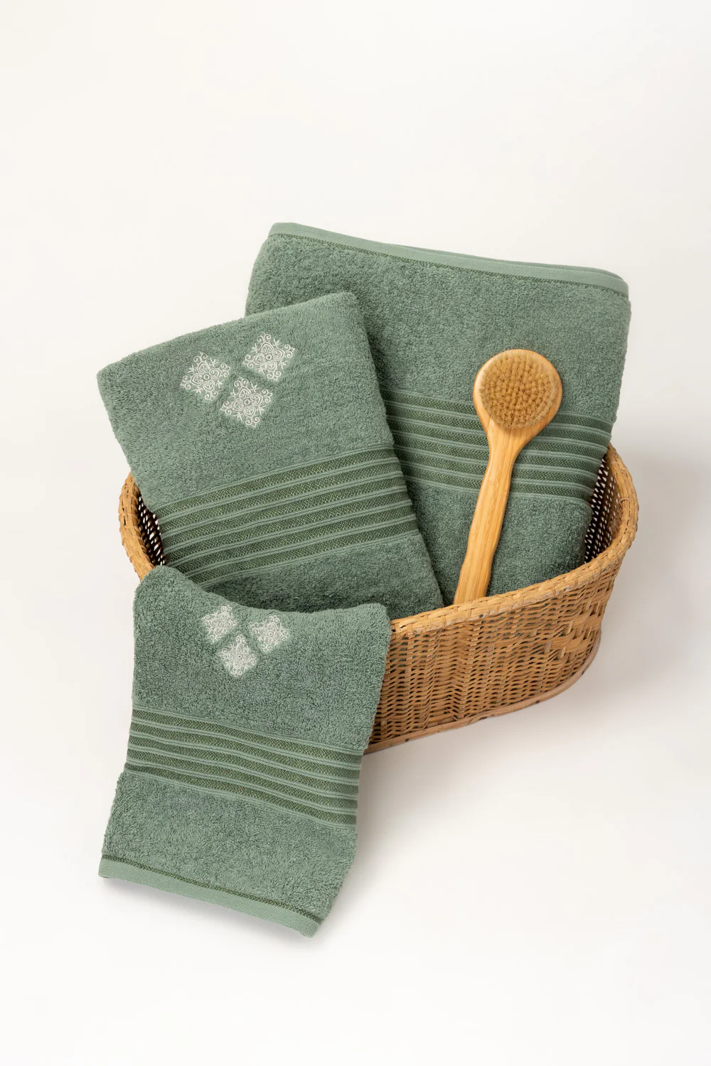 Hedge GreenEmbroidered Towel - Image 3