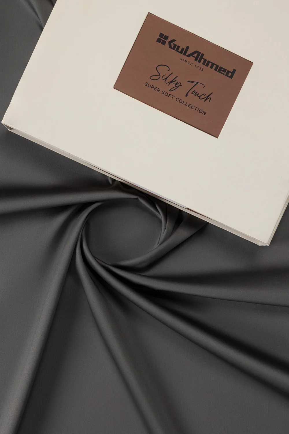 Hitex Satin Classic Plus Unstitched Fabric Cotton with Gift Box - Image 4
