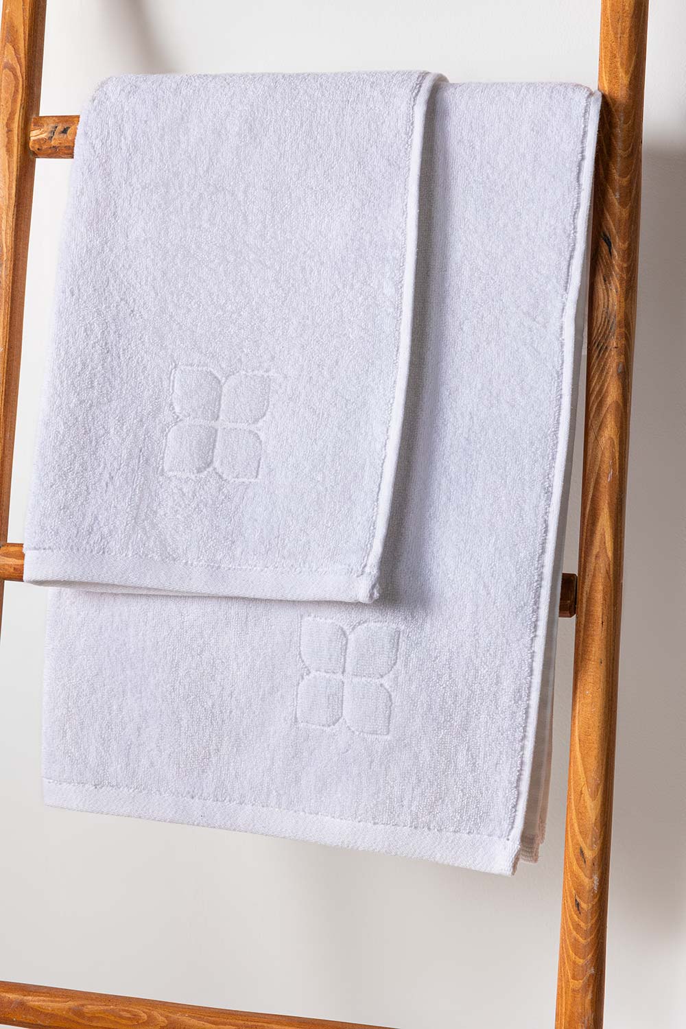 Ideas Logo Towel 25 - Image 3