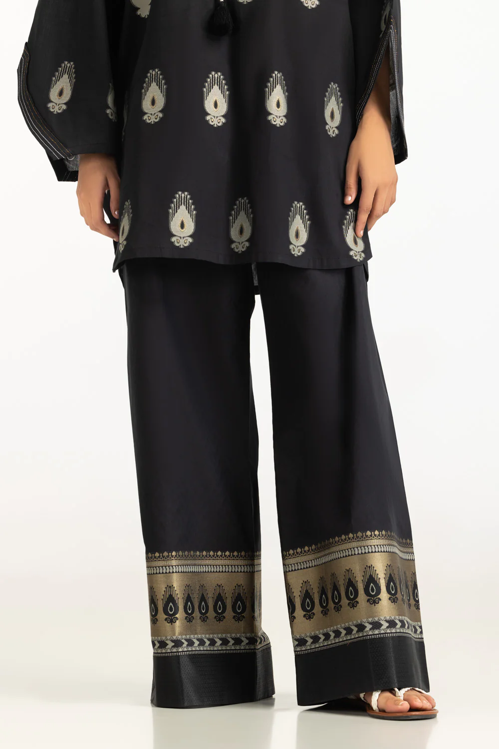 Jacquard Dyed Co-Ord Set - Image 7