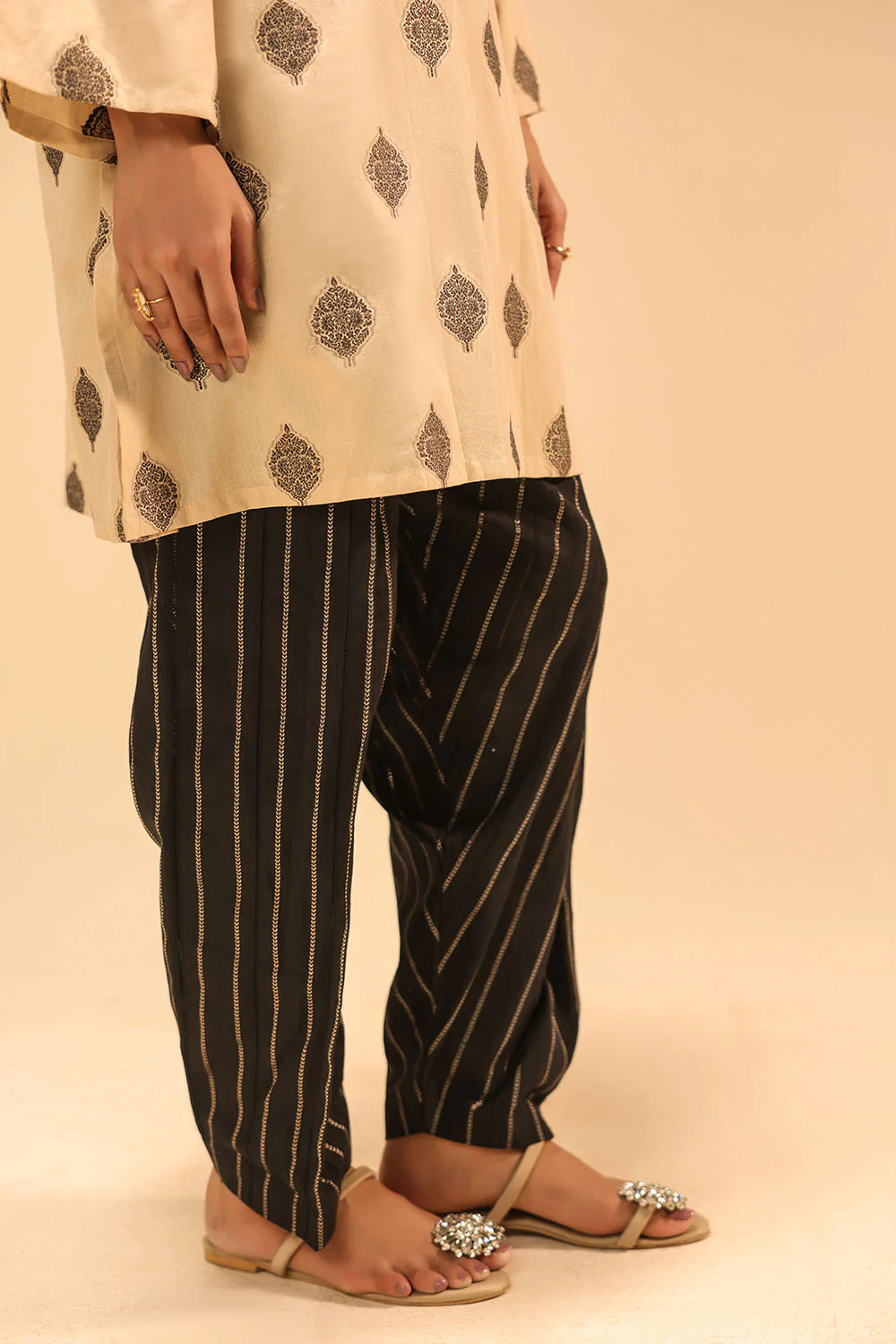 Jacquard Dyed Co-Ord Set - Image 6
