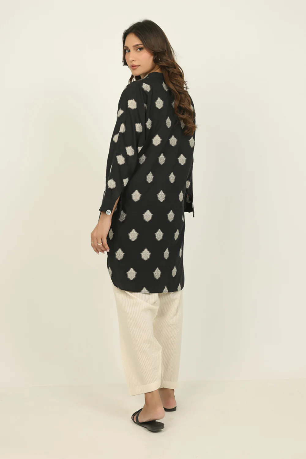 Jacquard Dyed Shirt And Cotton Stripe Shalwar - Image 6