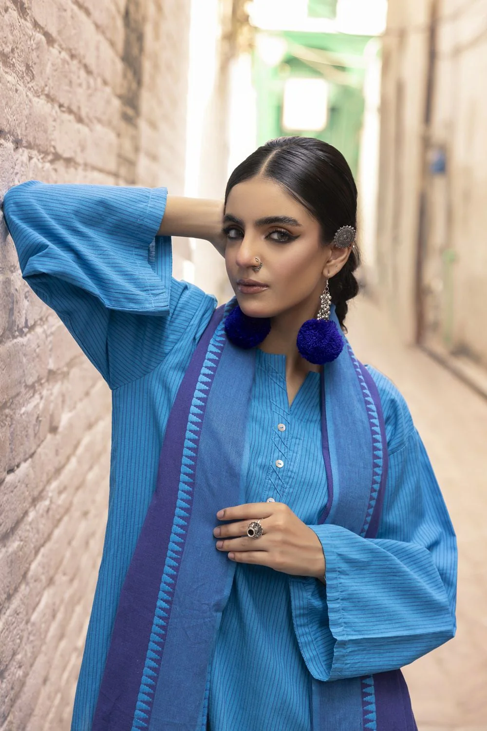Jacquard Shirt And Trouser With Jacquard Dupatta - Image 3