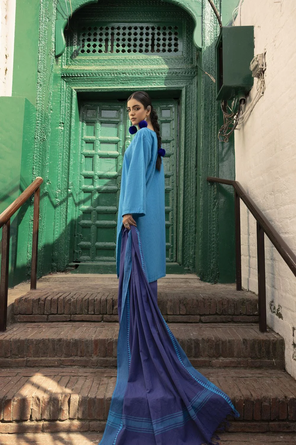 Jacquard Shirt And Trouser With Jacquard Dupatta - Image 5