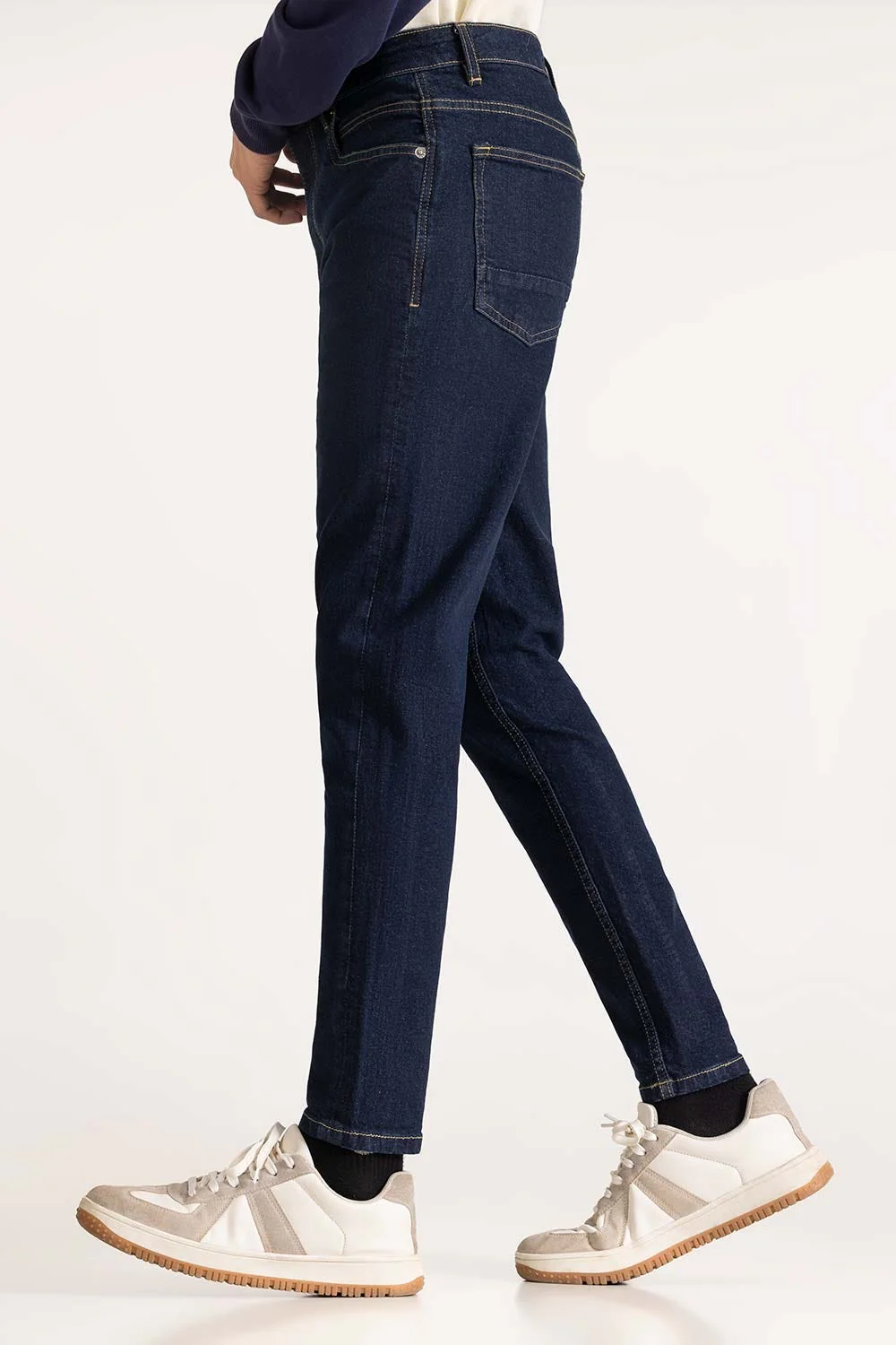 Jeans - Image 2