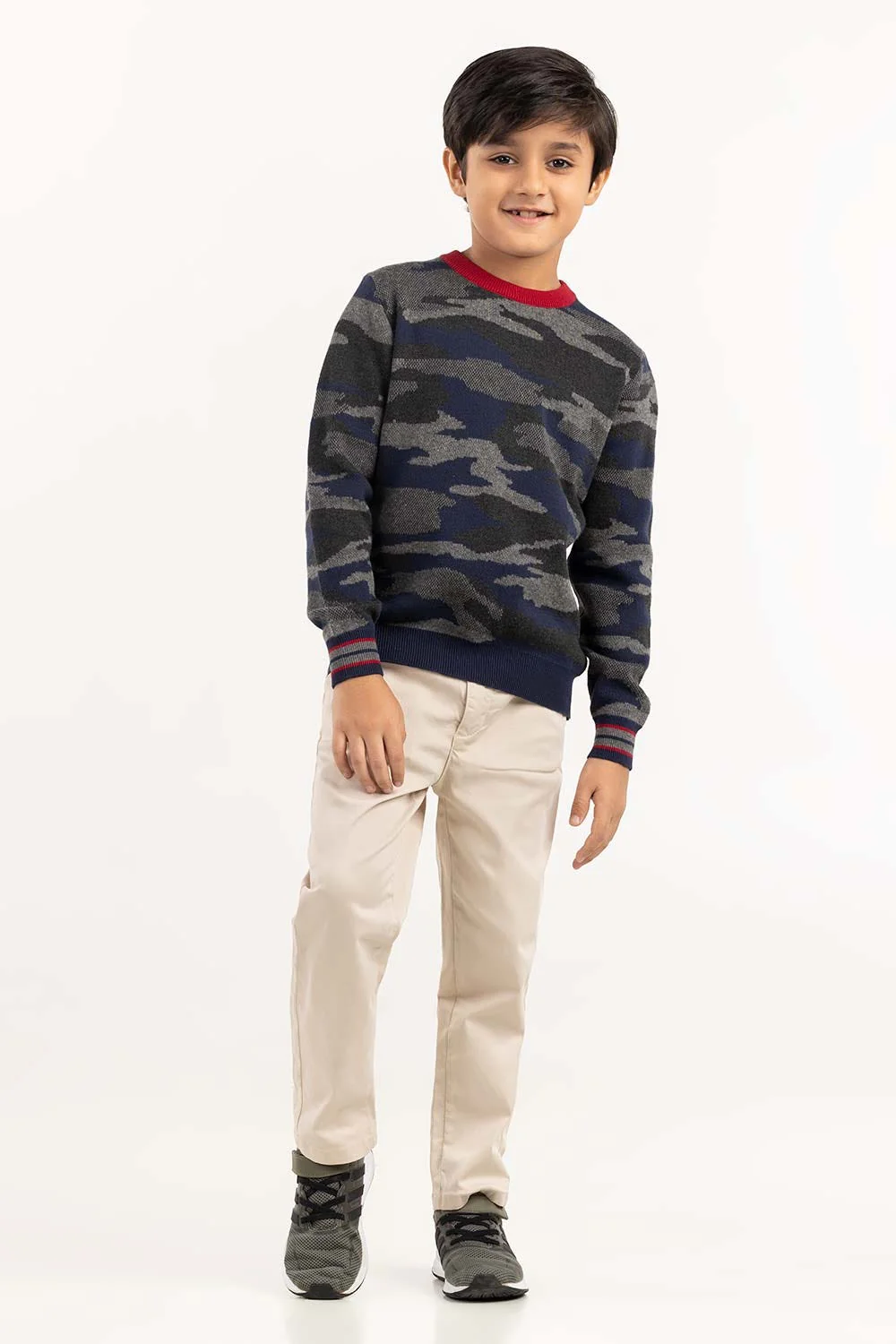 Junior Boy Multi Knit Sweater With A Round Neck - Image 5