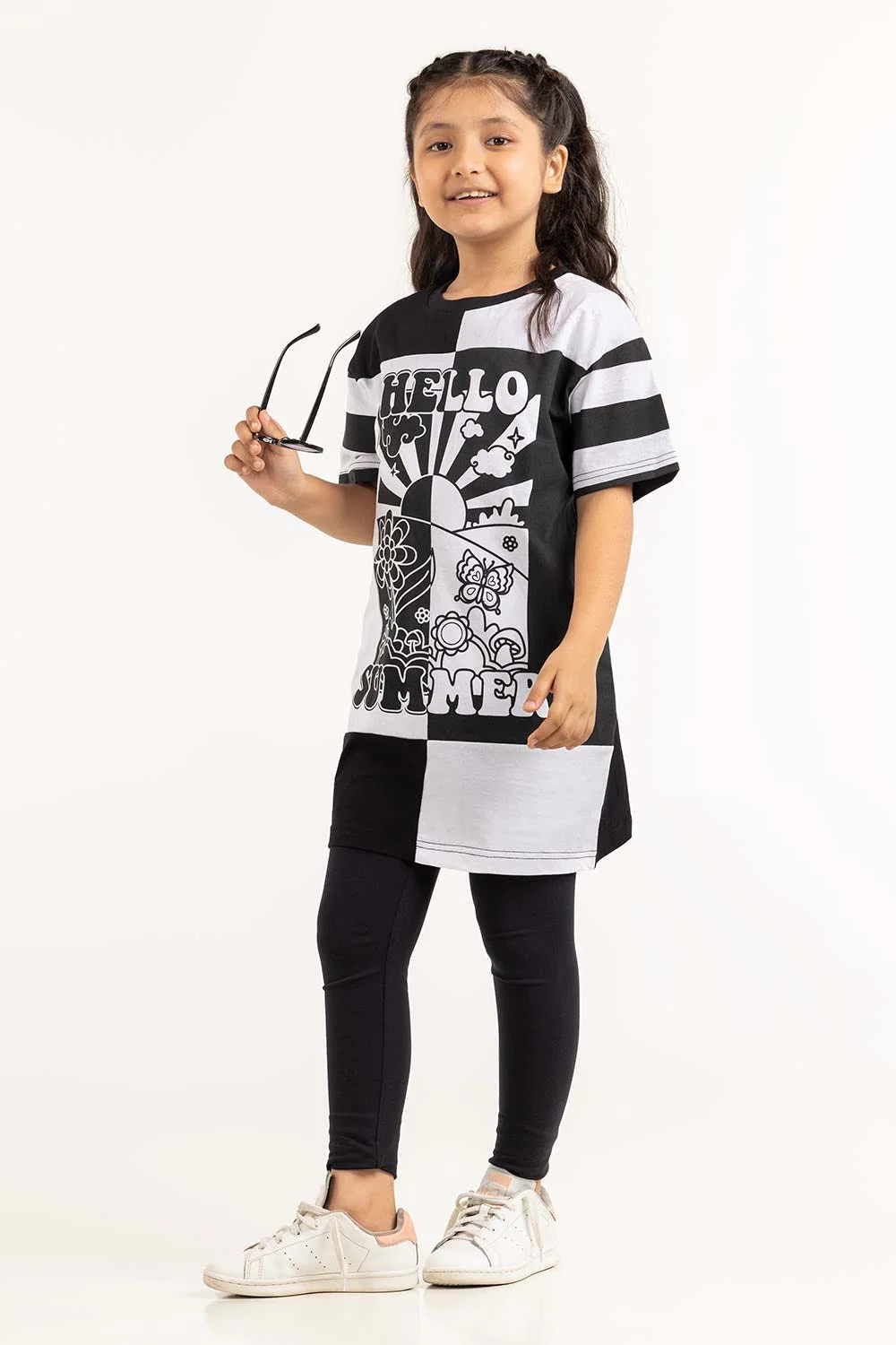 Junior Girl White And Black - Image 5