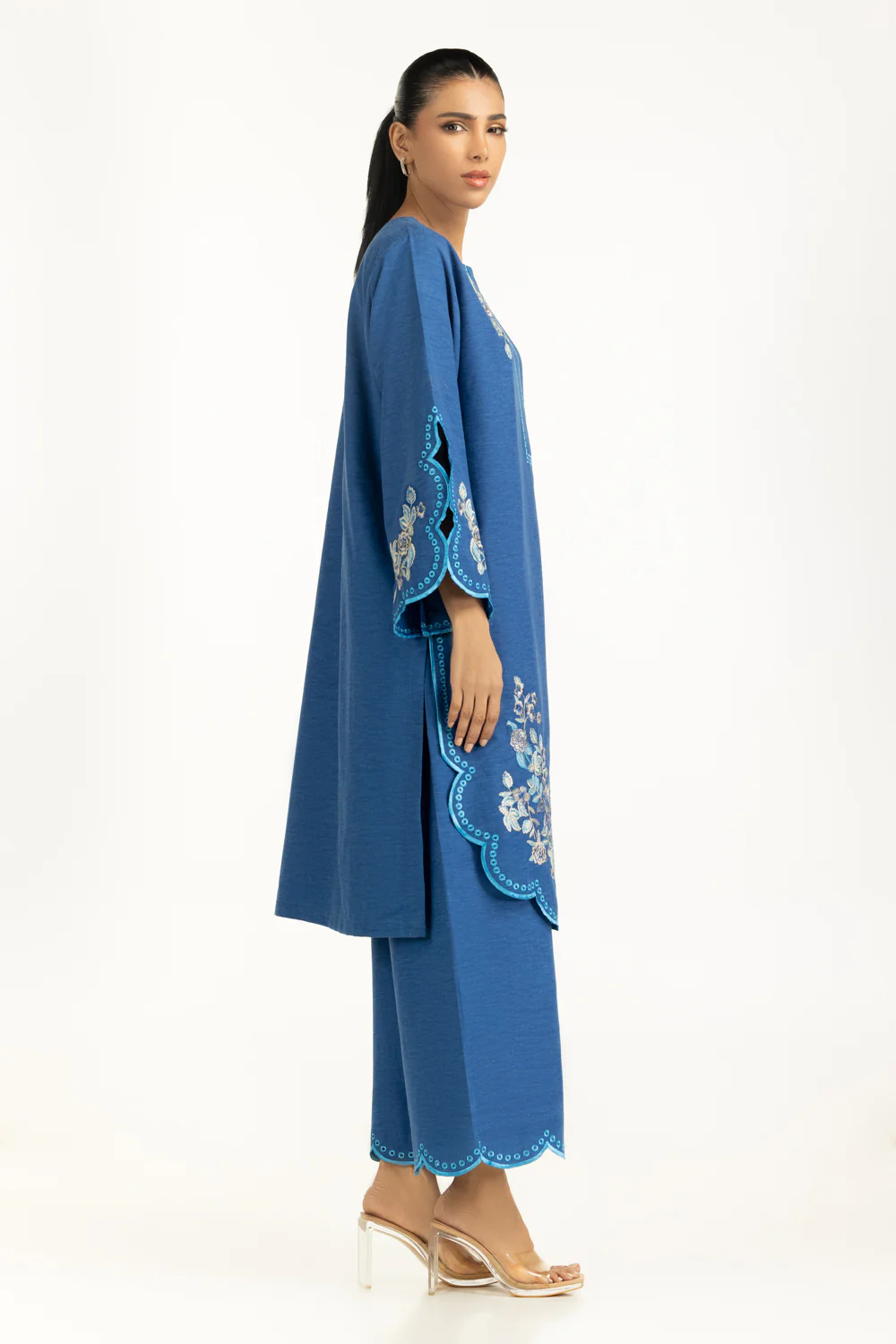Karandi Embroidered Shirt And Trouser - Image 3