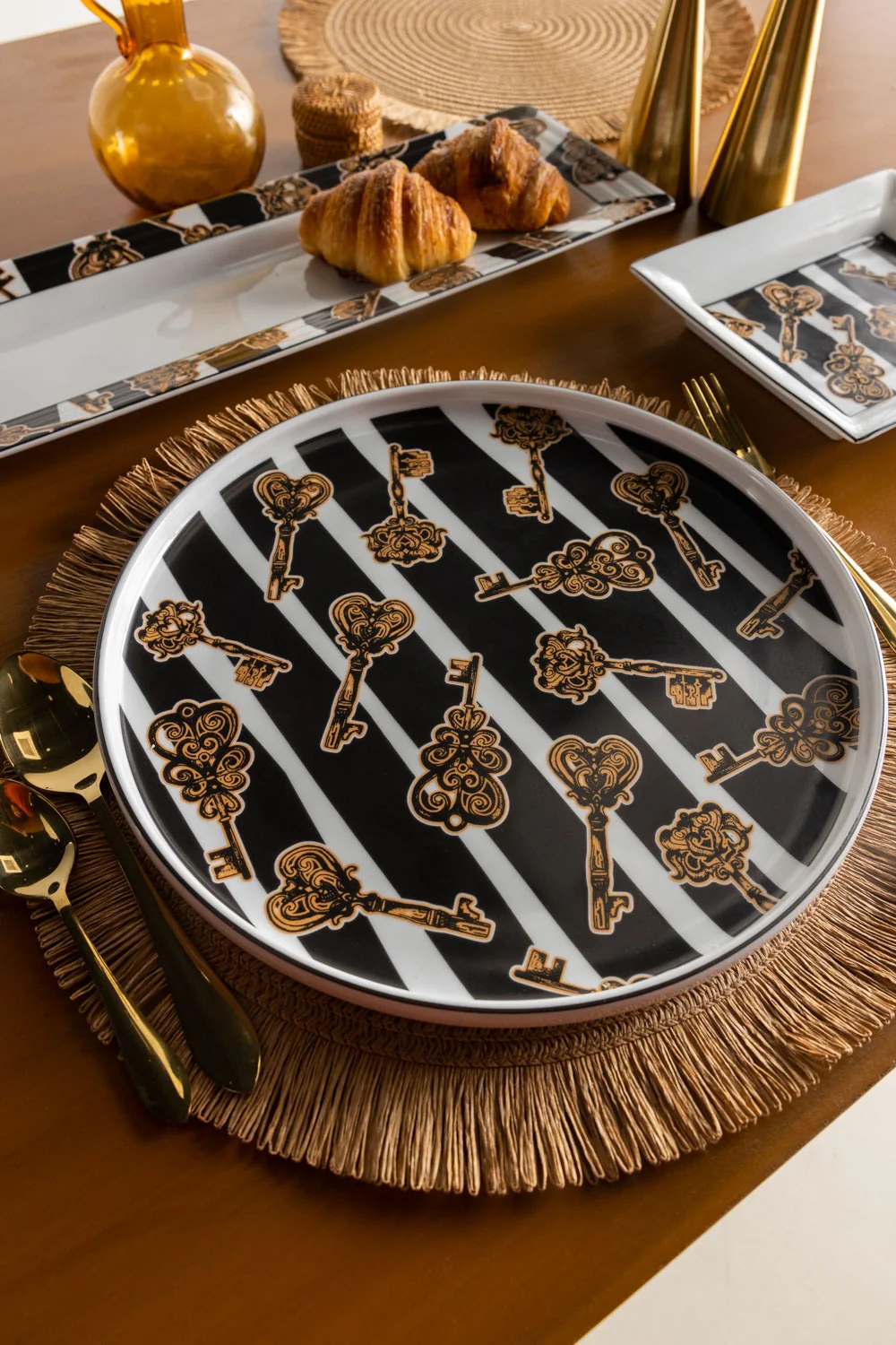 Keys Collar Plate - Image 5