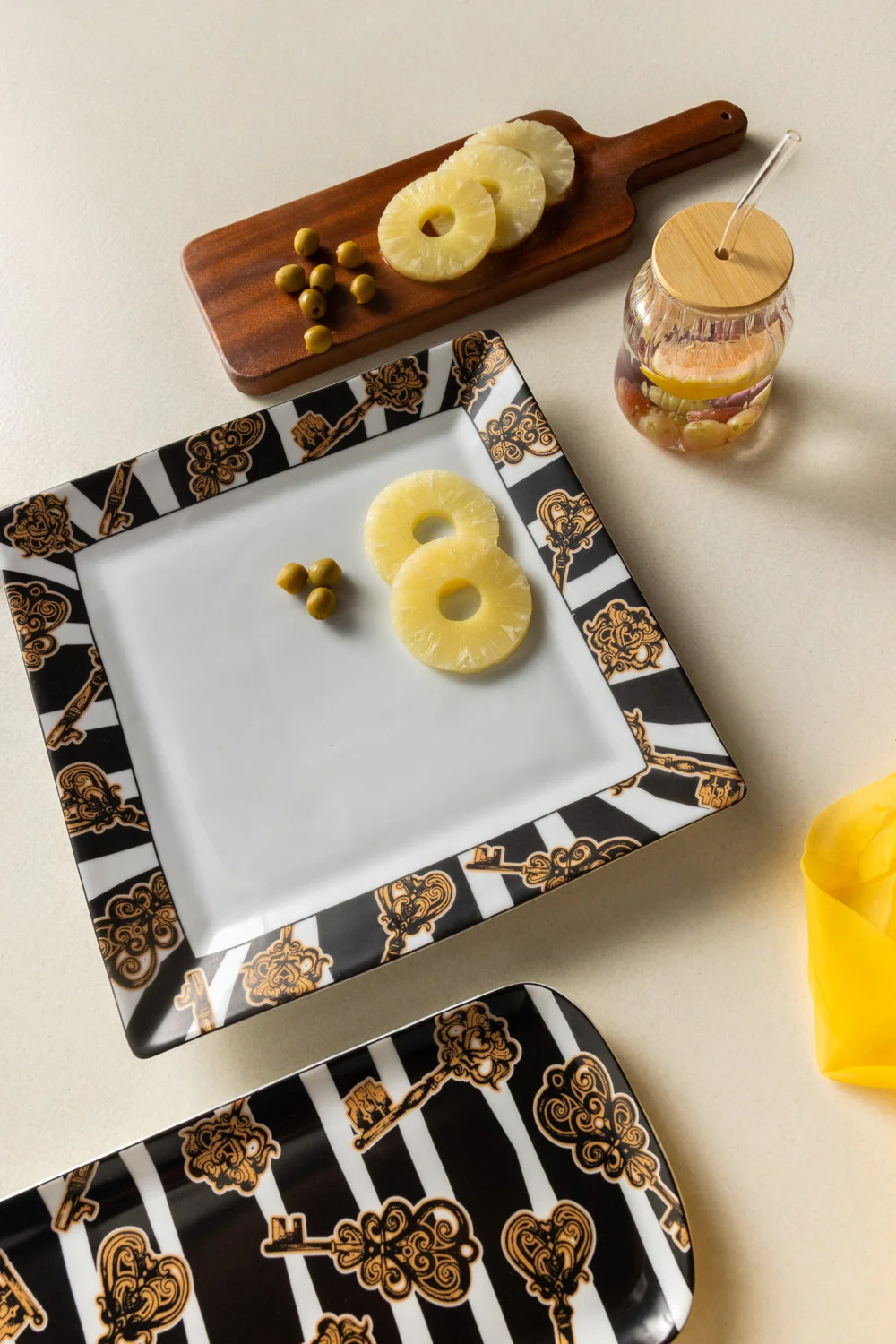 Keys Dinner Plate - Image 4