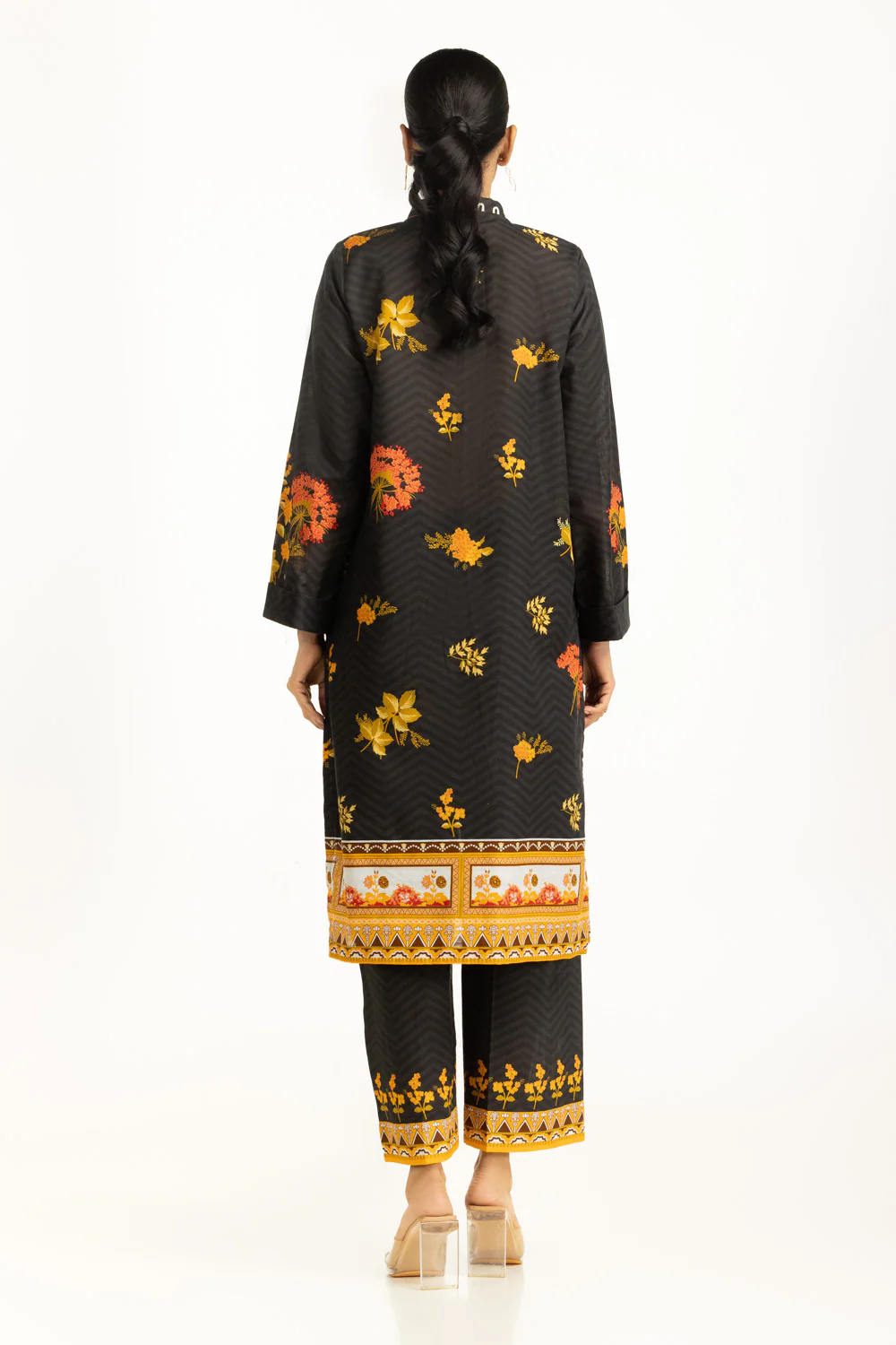 Khaddar Printed Co-Ord Set - Image 5