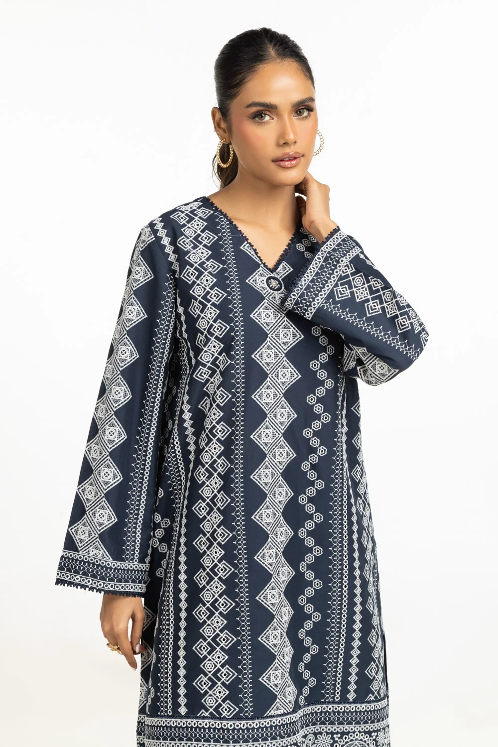 Lawn Embroidered Shirt And Trouser - Image 3