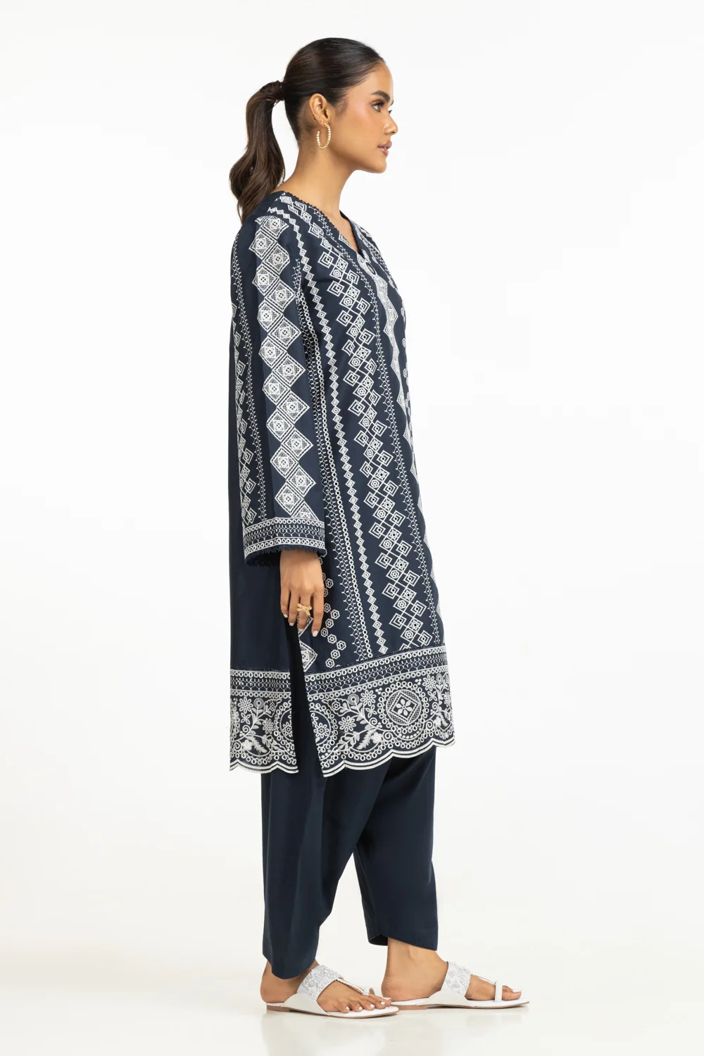 Lawn Embroidered Shirt And Trouser - Image 4
