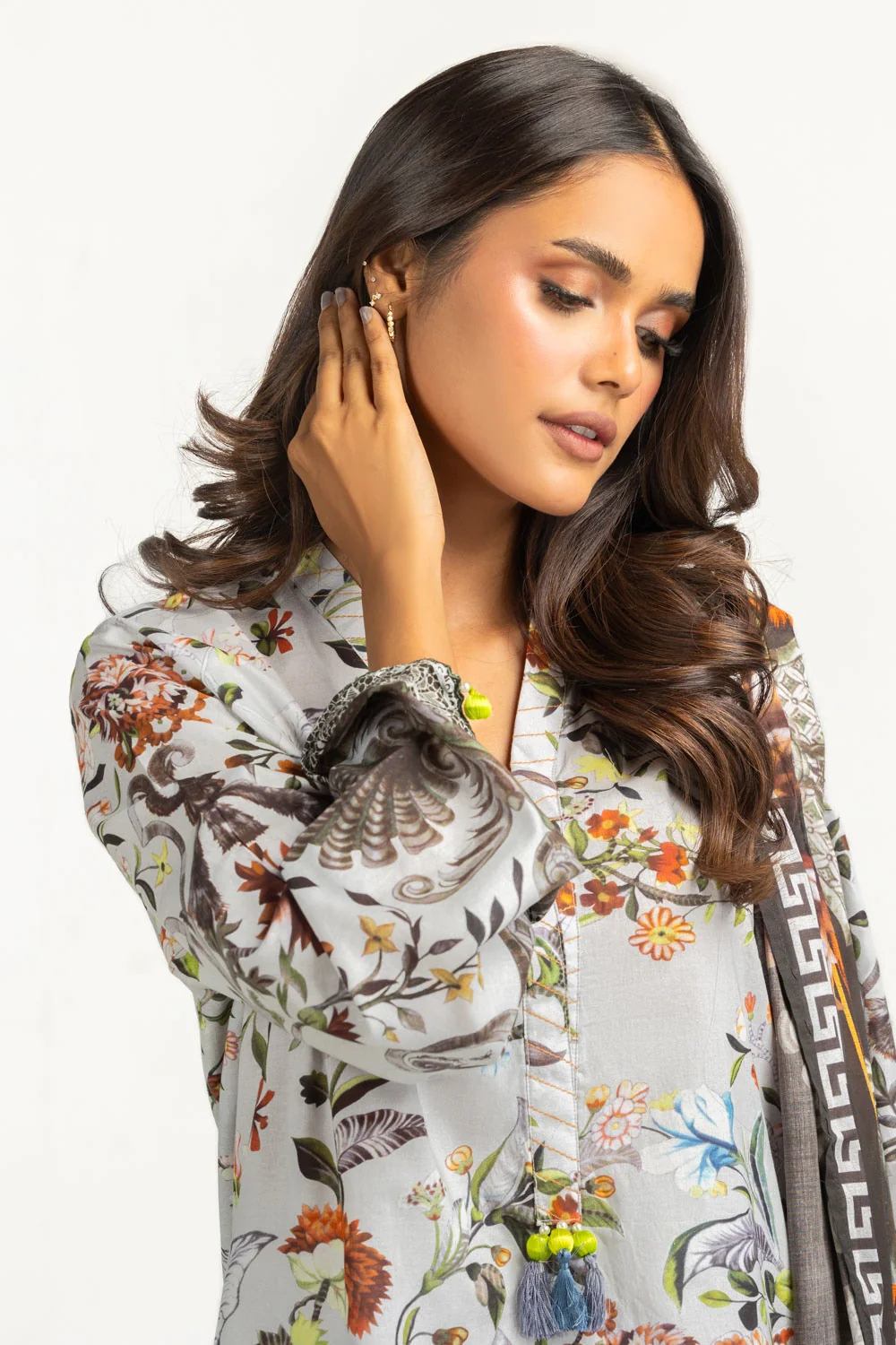Lawn Printed Shirt And Dupatta - Image 3