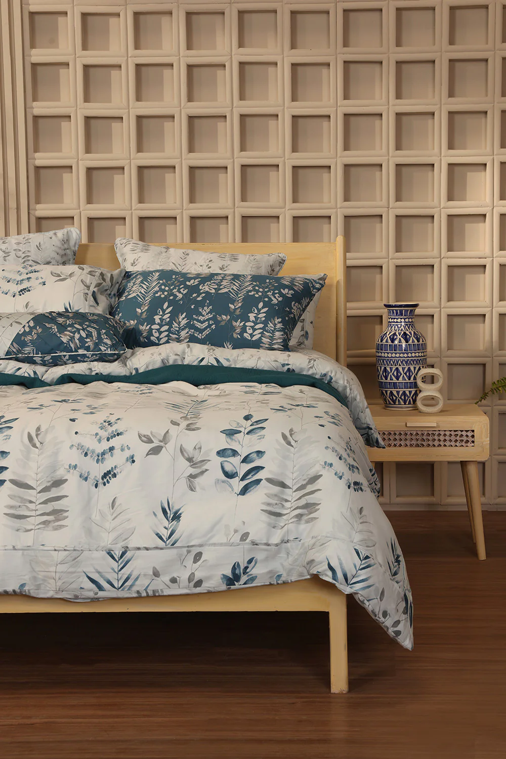 Leaf Imprint T-200 Quilt Cover Set - Image 5