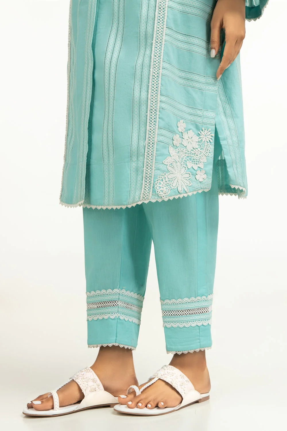 Leno Kara Embellished Co-Ord Set - Image 8