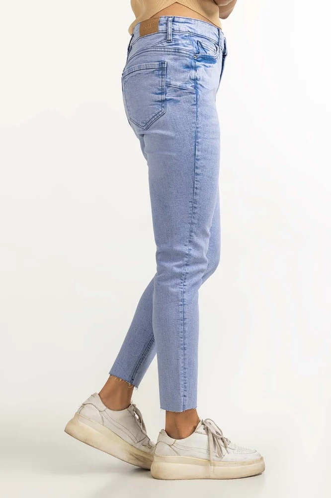Light Blue Basic Jeans - Image 3