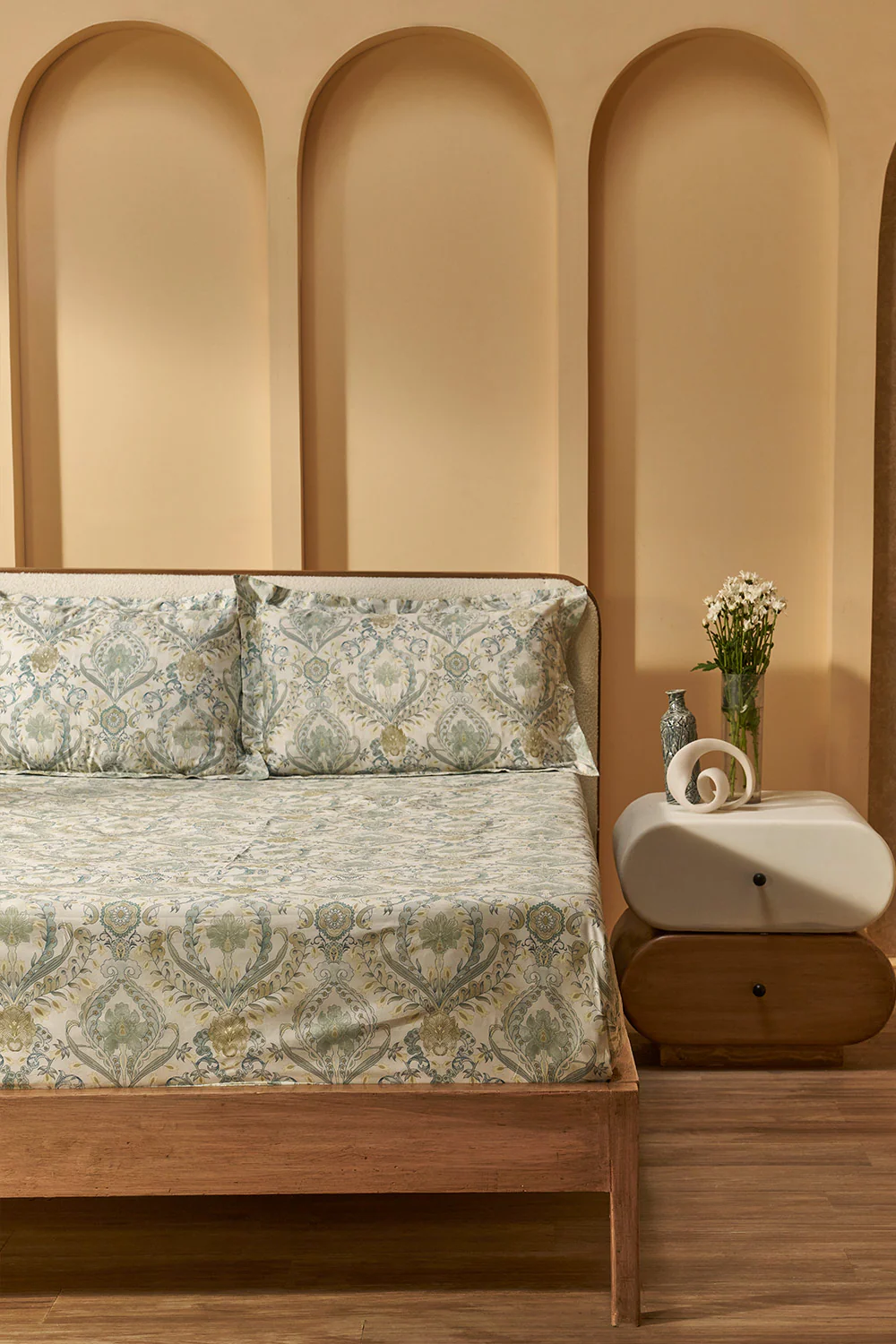 Indus Valley Cotton Lumiere Damask Bed Sheet Set - Image 2