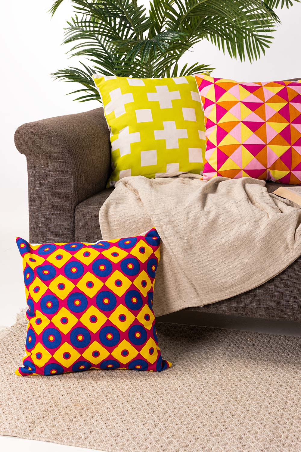 Mellow Screen Printed Cushion Cover - Image 3