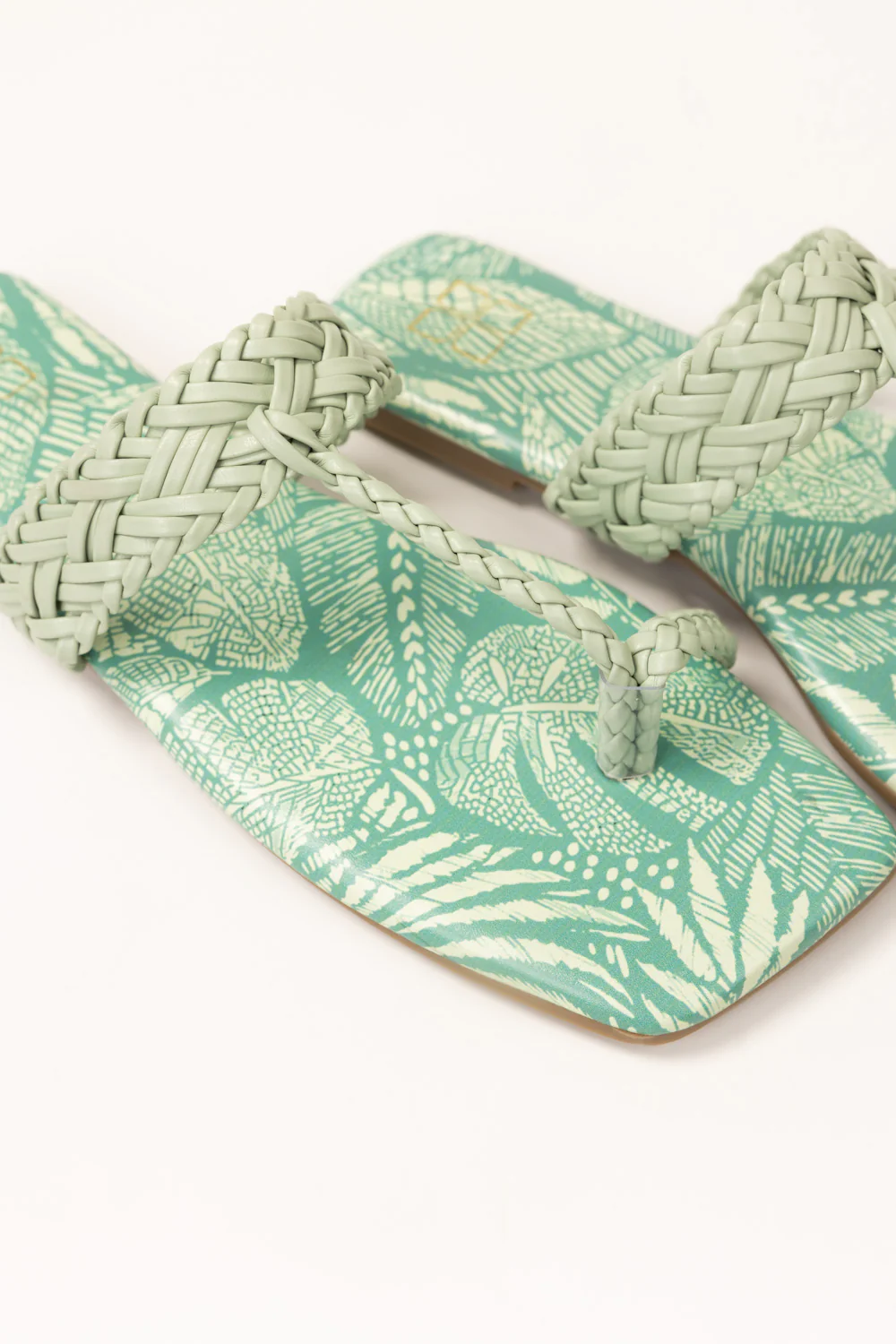 Mint Green Kolhapuri - Image 4