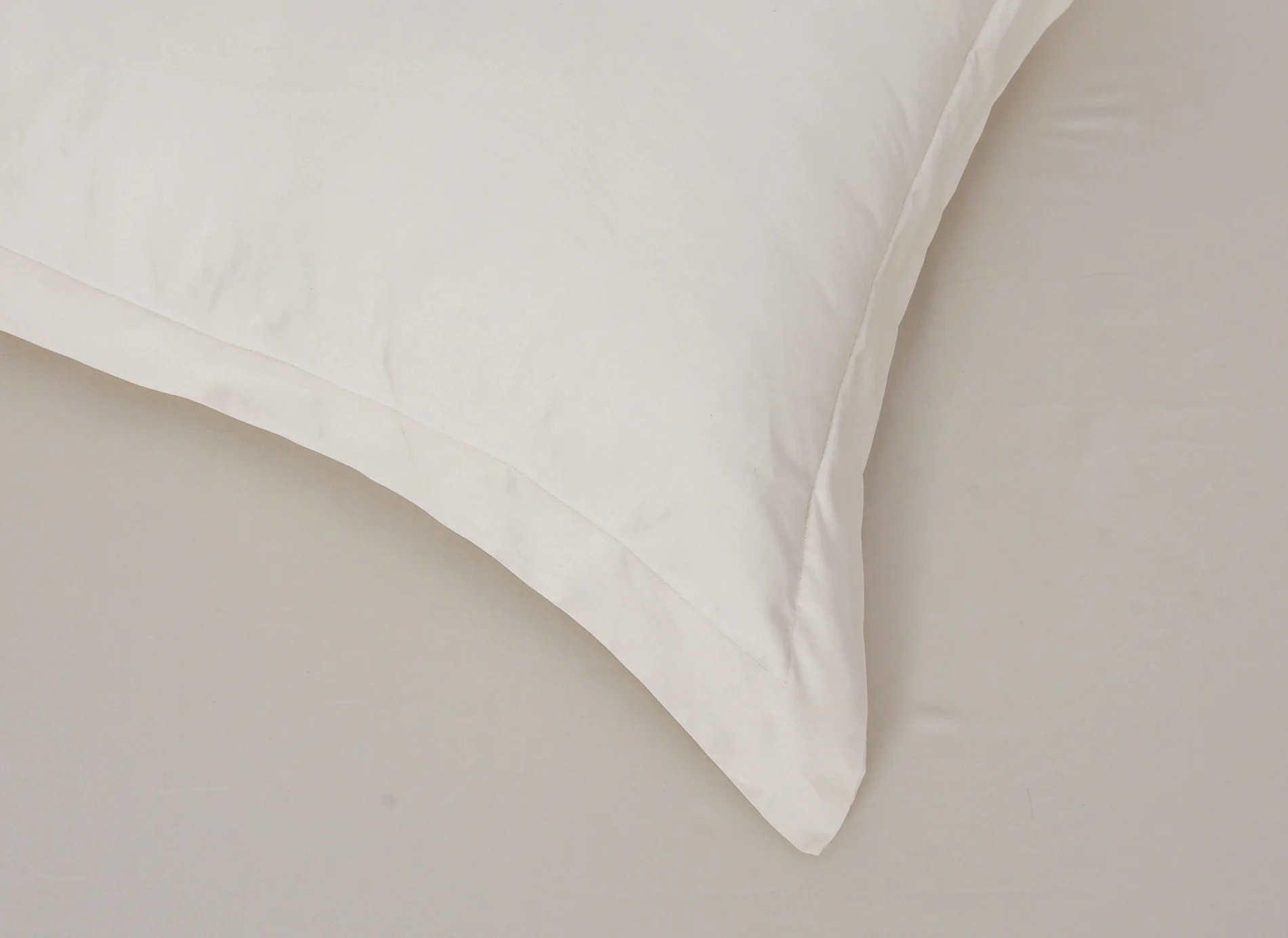 Moonbeam T-600 Quilt Cover set - Image 2