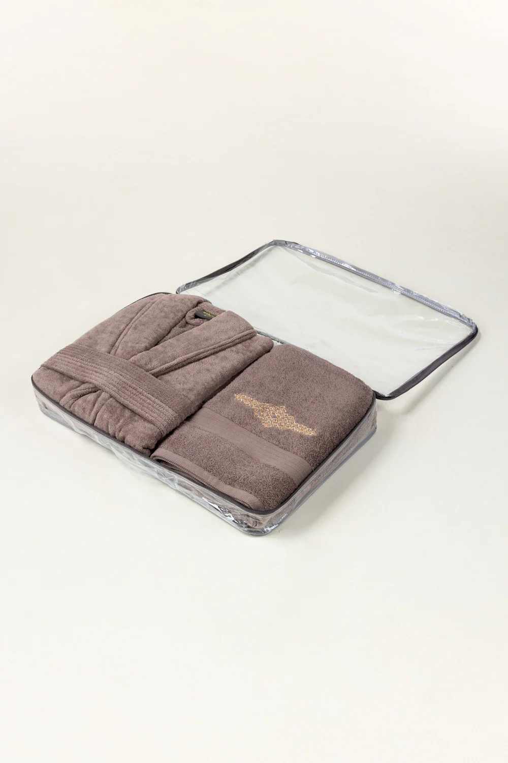 Mountain Bridal Towel Gift Set - Image 5
