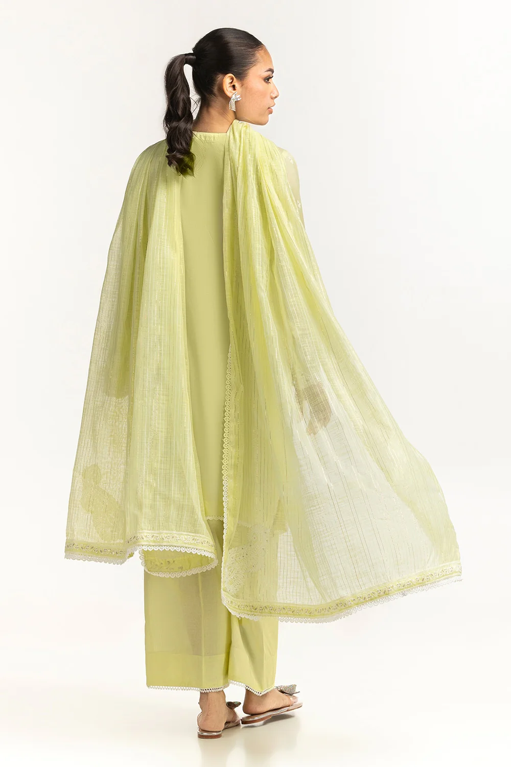 Munaar Lurex Embroidered Dupatta - Image 3