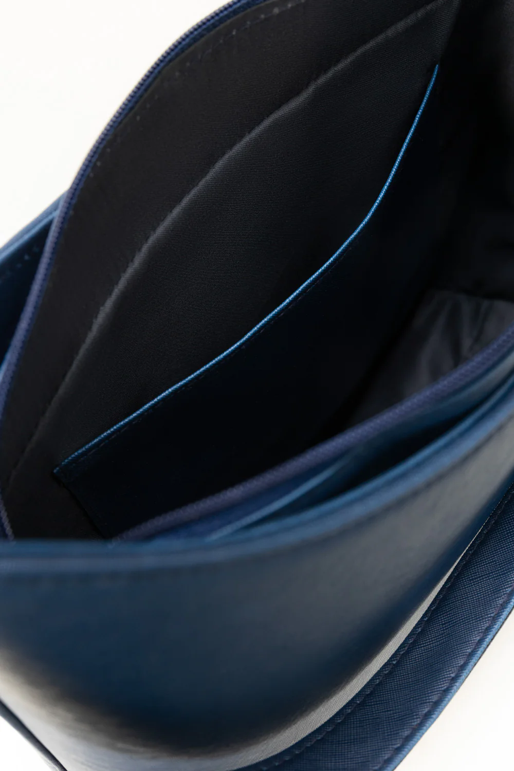 Navy Shoulder Bag - Image 5