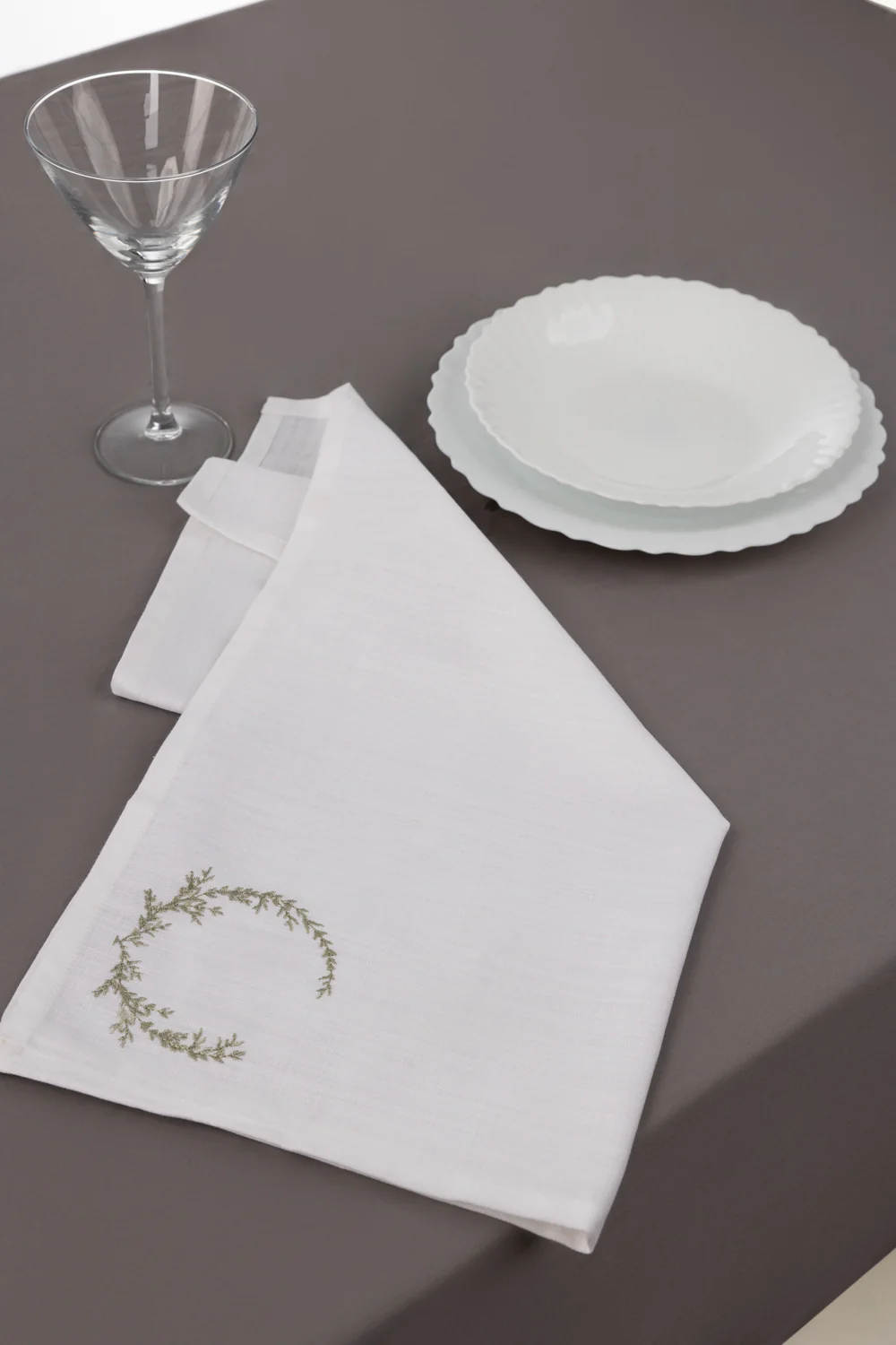Olive 2 Pcs Embroidered Napkin Set - Image 5