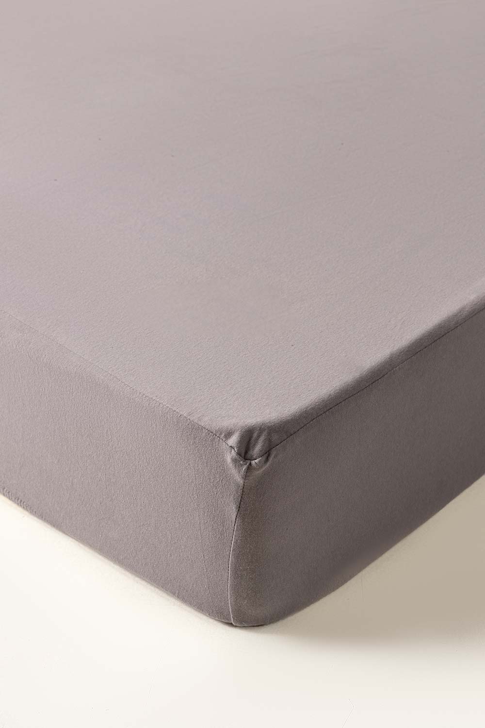 Opal Gray Water Repellent Jersey Fitted Sheet - Image 2