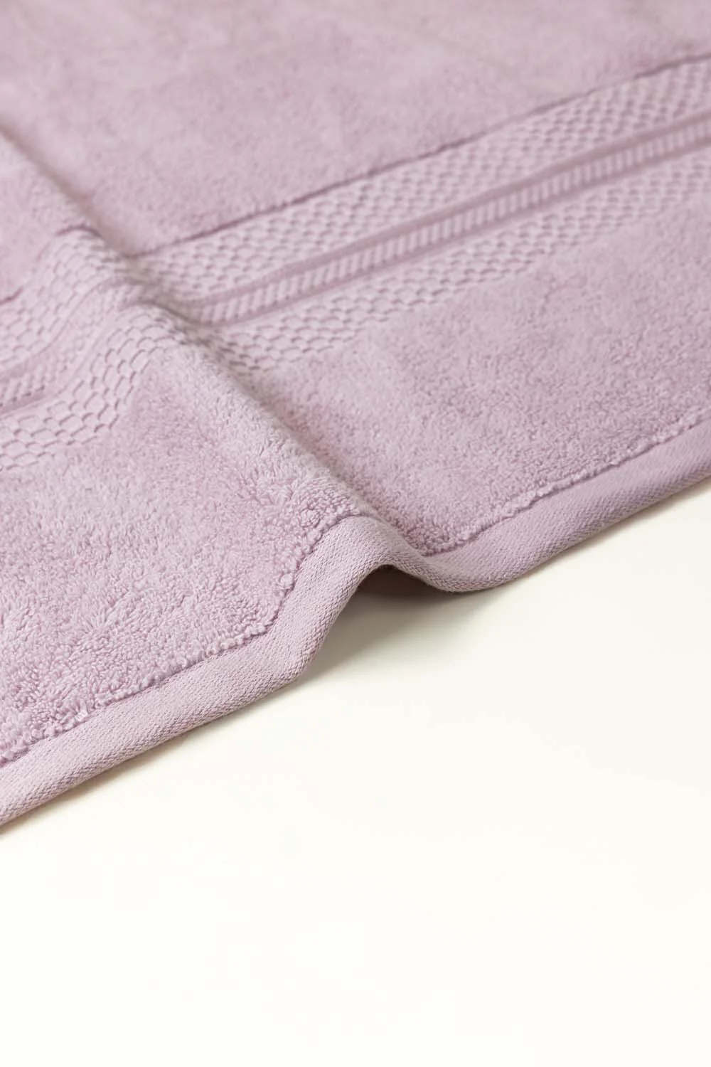 Orchid Zero Twist Towel - Image 5
