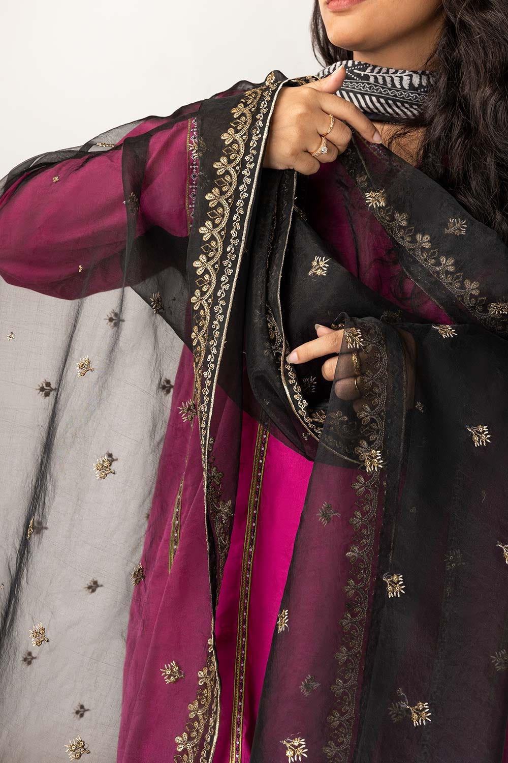 Organza Embroidered Dupatta - Image 2