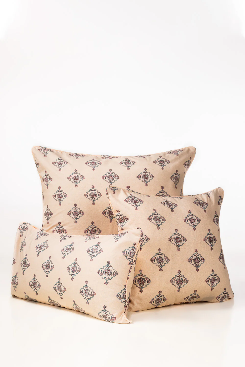 Paisley Blush T-150 Square Cushion Cover - Image 3