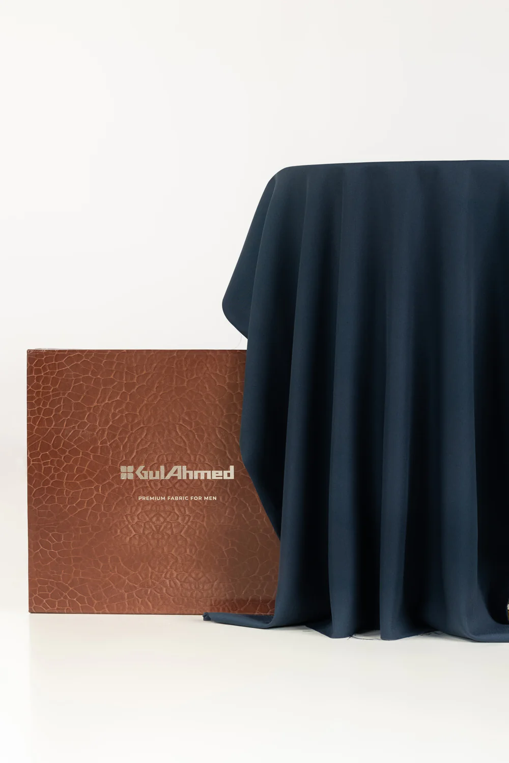 Paragon Unstitched Fabric Blended with Gift Box - Image 16