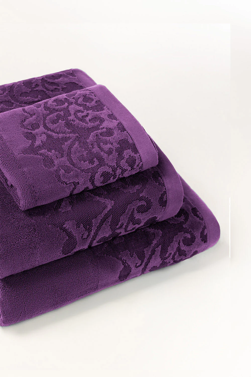Passion Jacquard Dyed Towel - Image 3