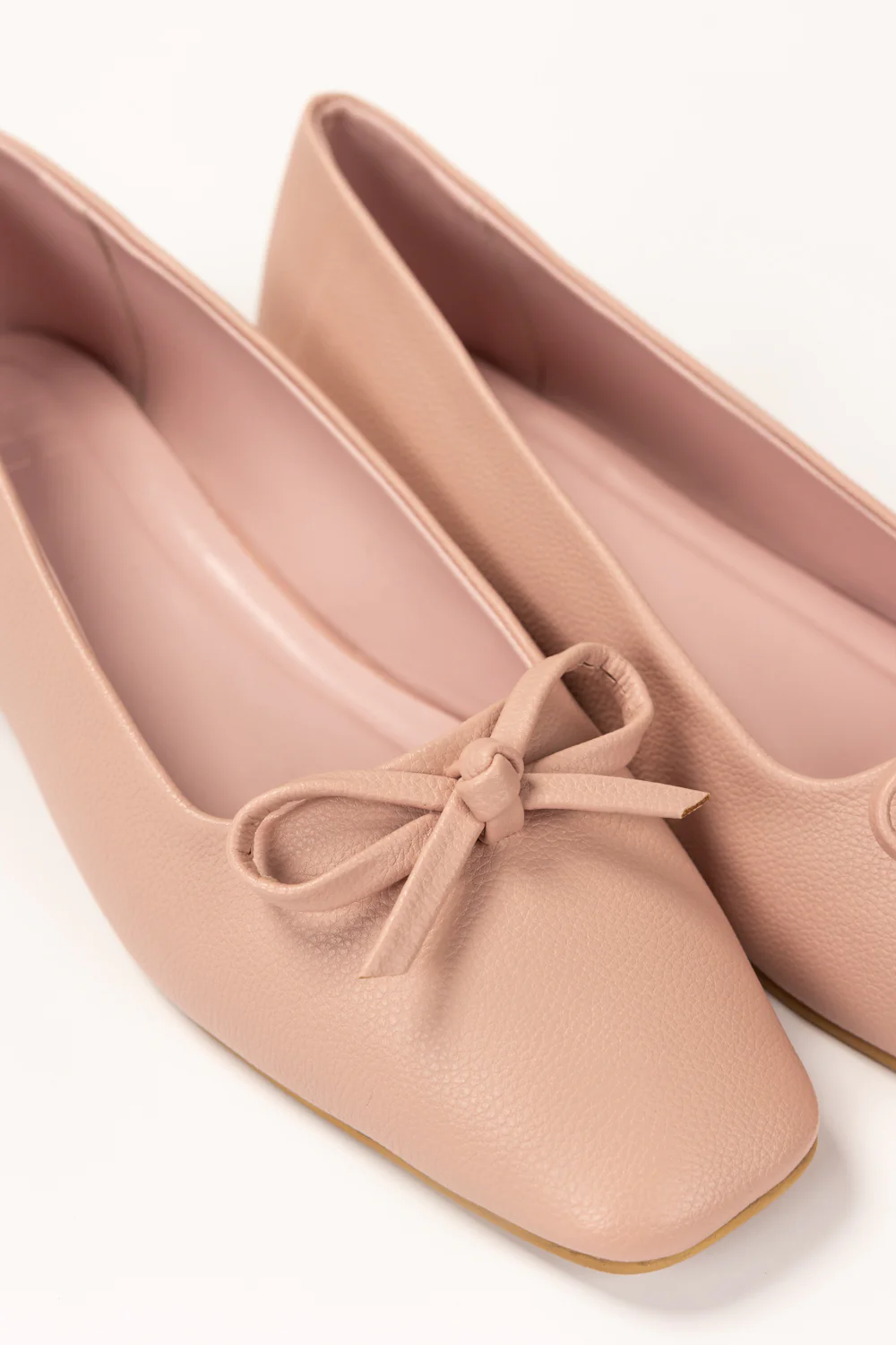 Pink Pumps - Image 4