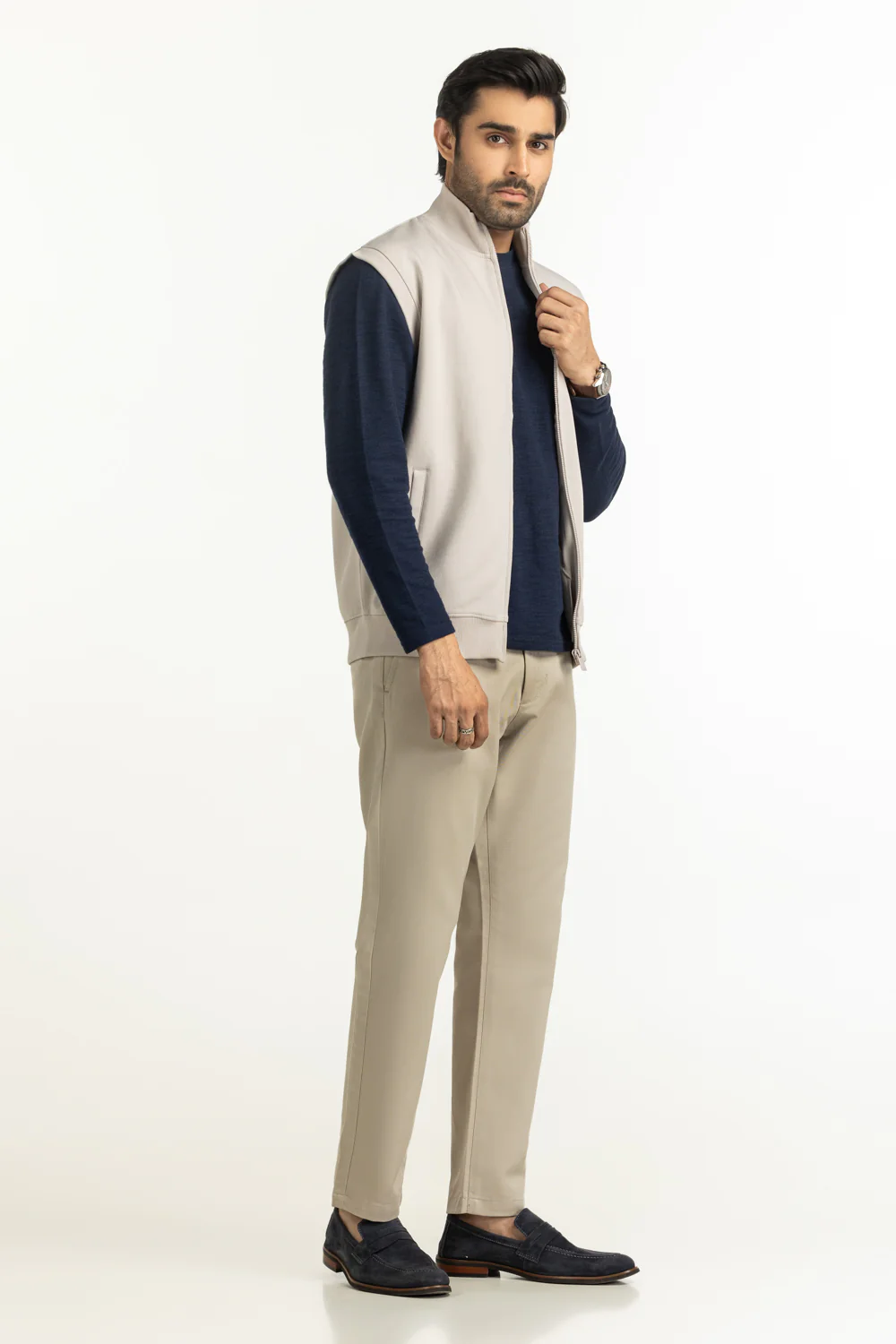 Regular Fit Knitted Vest - Image 4