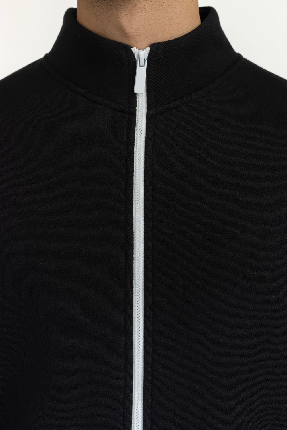 Regular Fit Knitted Zipper - Image 2