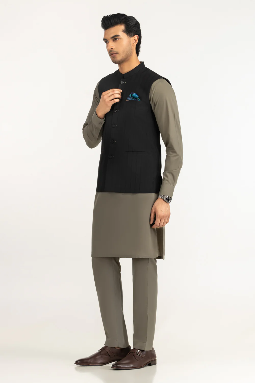 Regular Fit Styling Waist Coat - Image 3