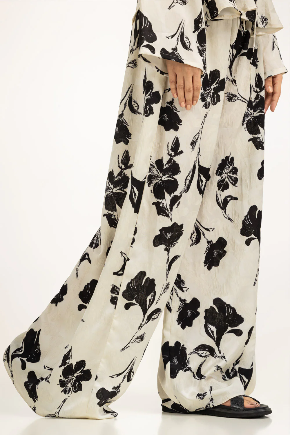 Regular Fit Trousers - Image 3