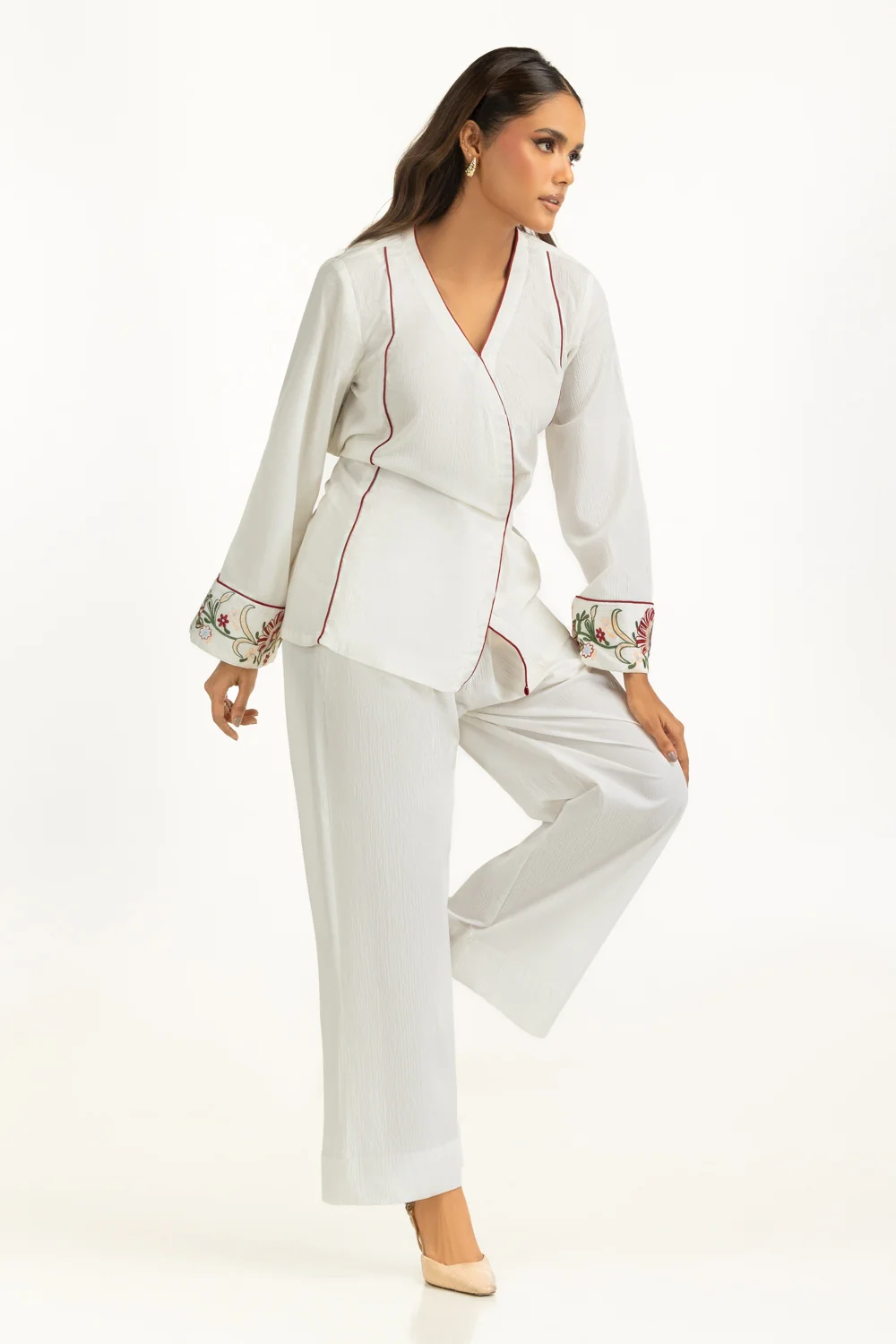 Ripple Crinkle Embroidered Co-Ord Set - Image 5