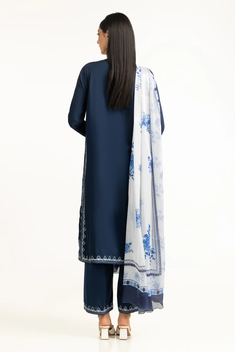 Satin Crinkle Printed Dupatta - Image 3