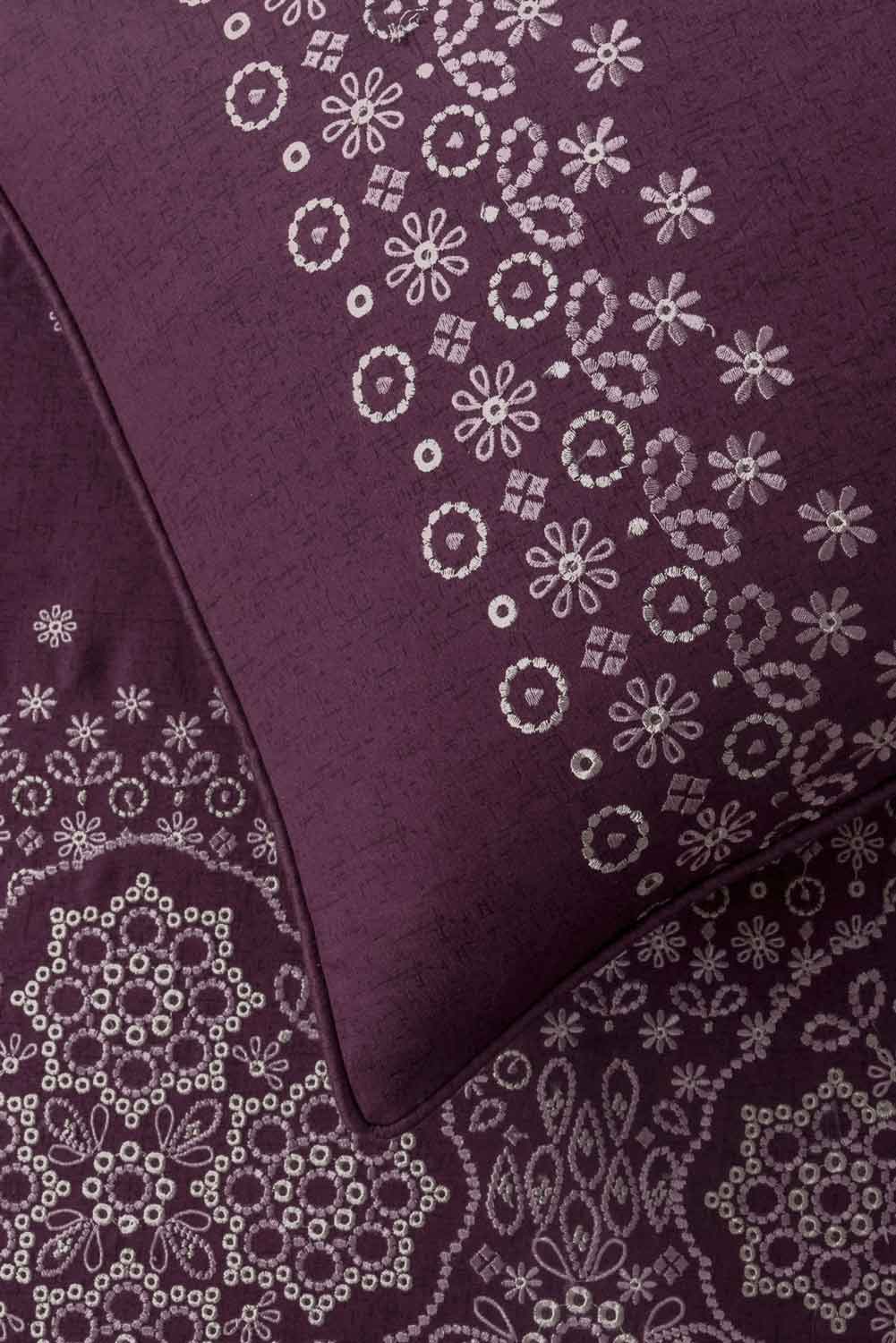 Schiffli T-200 Quilt Cover Set - Image 3