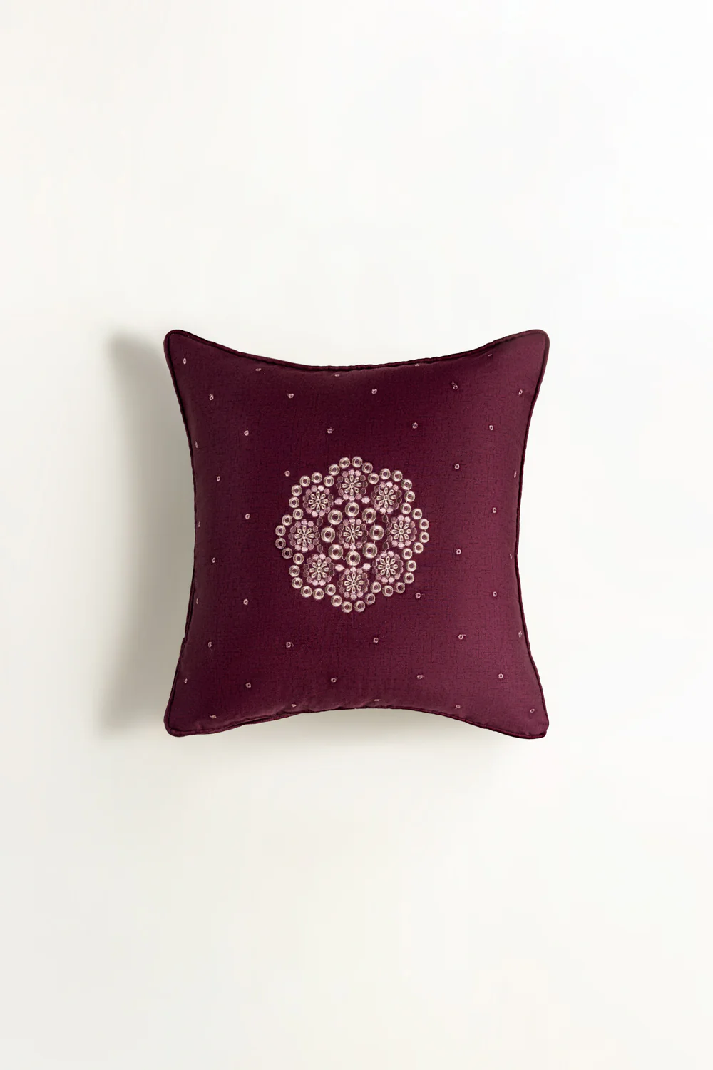 Schiffli T-200 Square Cushion Cover